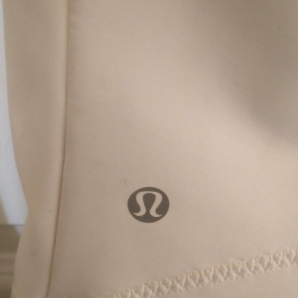 LULULEMON Keep it Up Running Jacket 6 - Picture 4 of 10